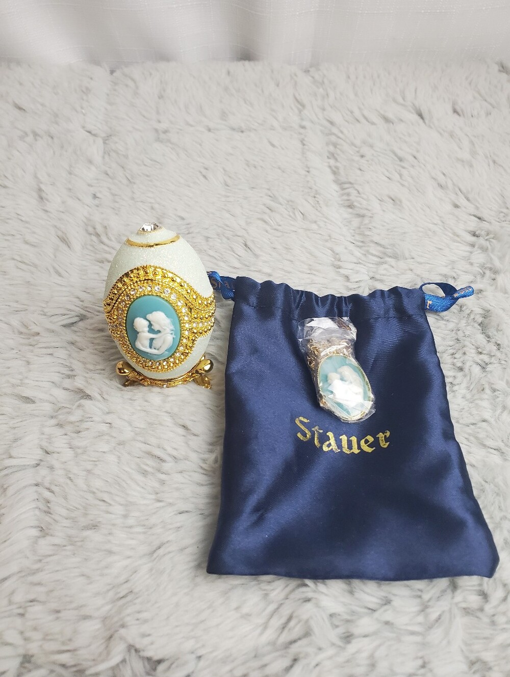 STAUER Blue Cameo Egg Trinket Box & Stand With Matching Necklace New Without Box